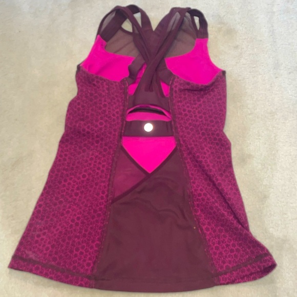 Lululemon Mesh Tank Top Size XS/S - Picture 2 of 2